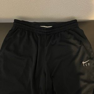 Large Nike fly basketball shorts